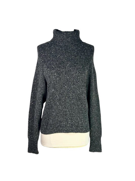 The Vince Salt + Pepper Cashmere Turtleneck Sweater is a luxurious staple, crafted from soft cashmere in a timeless salt-and-pepper knit. Its cozy turtleneck and relaxed fit make it perfect for layering, offering both warmth and sophistication for any season.