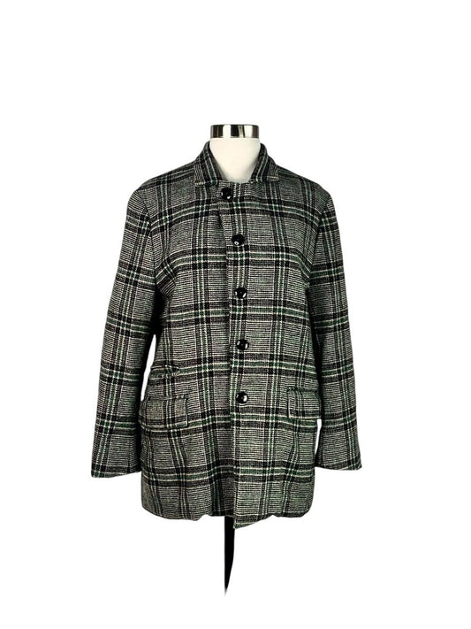 The Ricorrrose Wool Tartan Blazer features a classic tartan pattern in rich, warm hues, offering a stylish and refined take on a traditional design. Crafted from premium wool, it provides both warmth and sophistication, making it an ideal piece for layering over both casual and formal outfits.