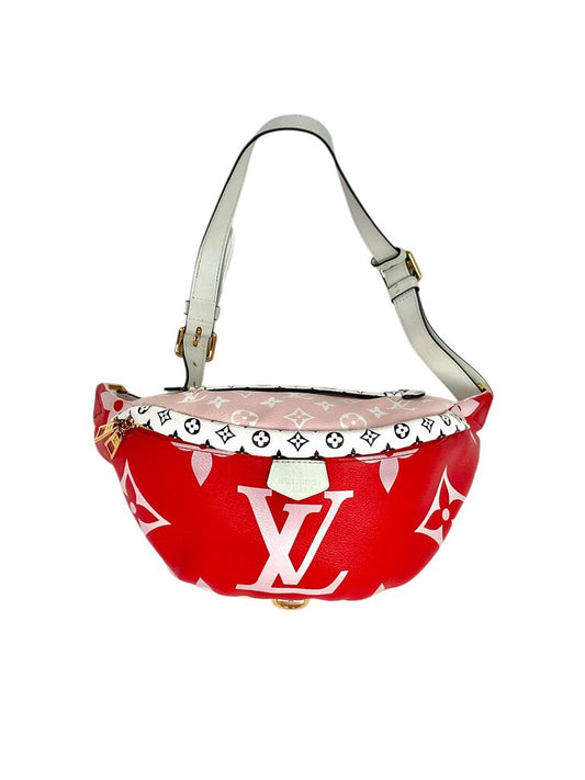 The Louis Vuitton Rouge Monogram Giant Bum Bag is a bold, contemporary twist on the classic bum bag, featuring the iconic Monogram canvas in a striking red hue. With its oversized design and adjustable strap, it offers a fashionable and functional accessory for hands-free convenience.