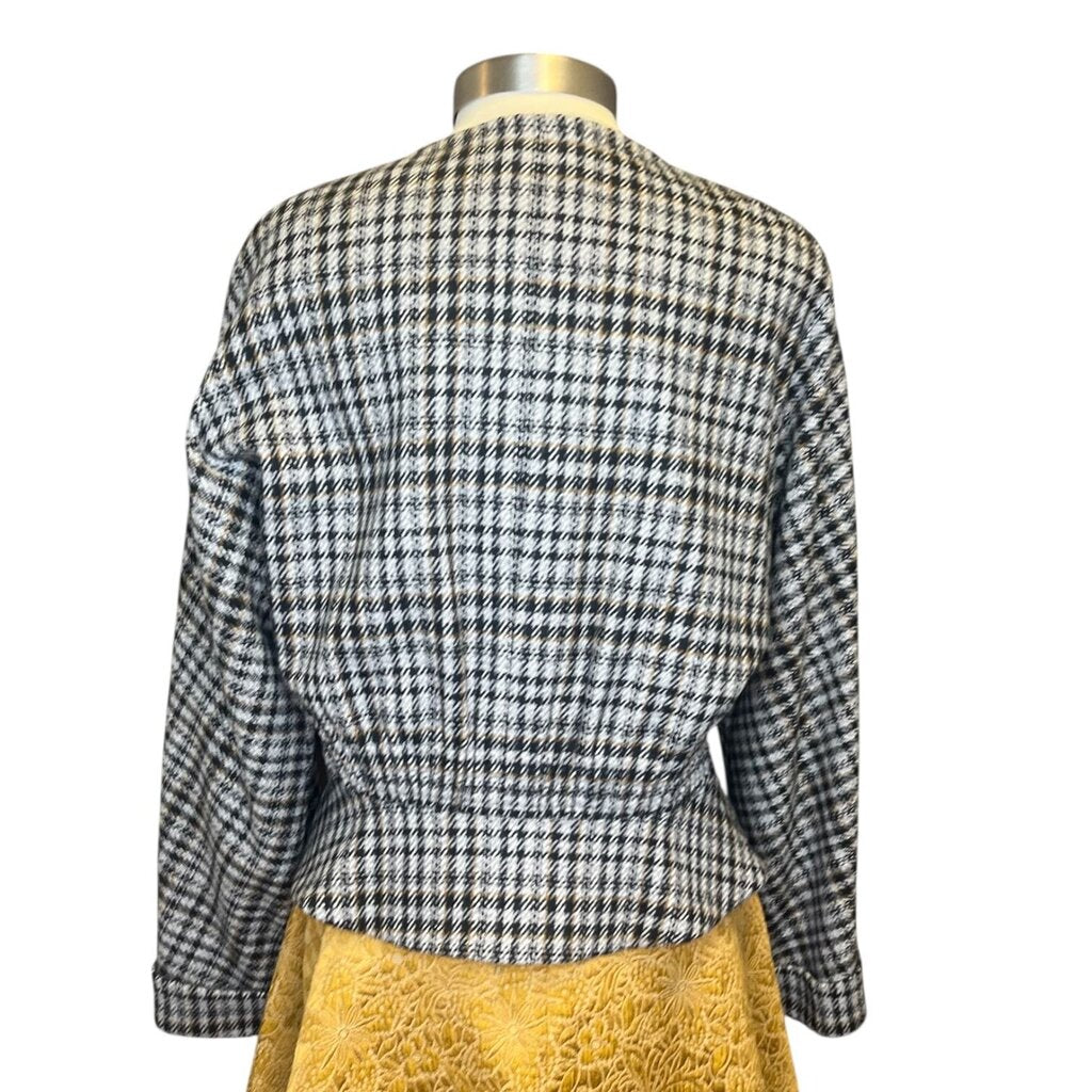 Gorgio Armani Cashmere /Wool Blend Blazer