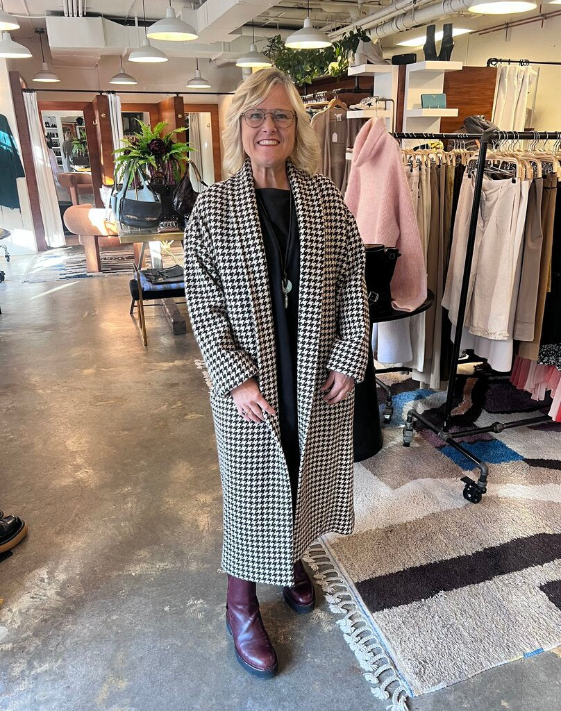 Nili Lotan Wool Houndstooth 'Kidman' Coat