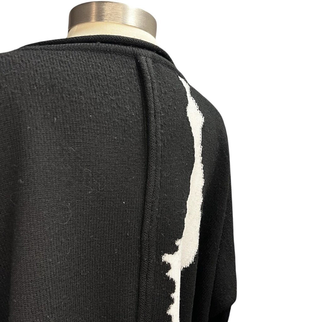 Moyuru Rollneck Abstract Print Sweater