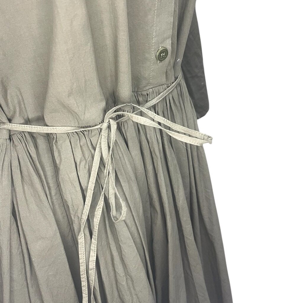 Manuelle Guibel Split Collar Pleated Midi Dress