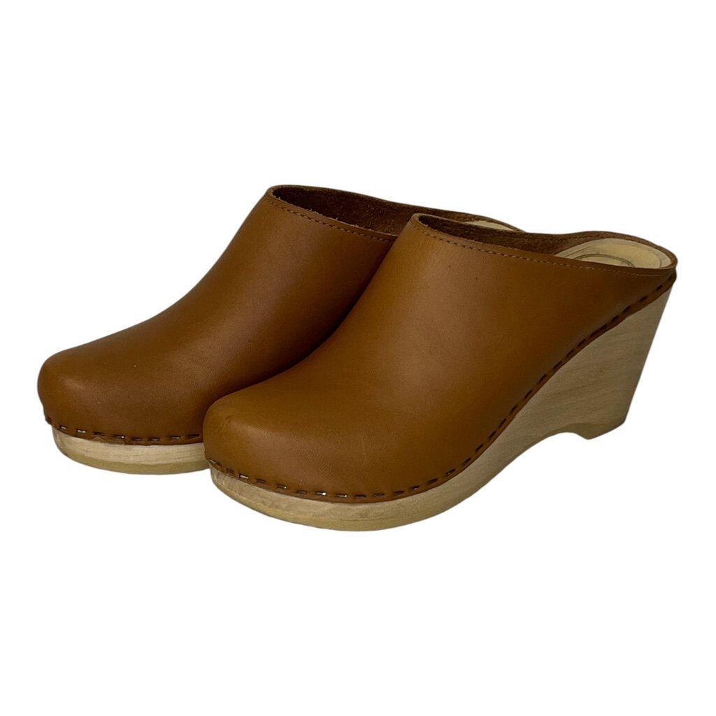 No 6 Store Wedge Heel Clogs