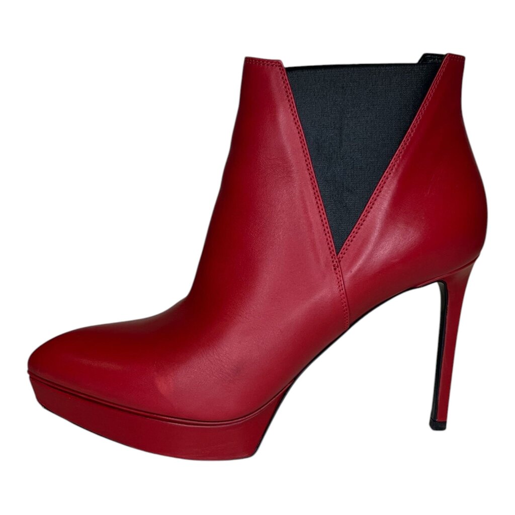 Saint Laurent Pointed Toe Platform Booties