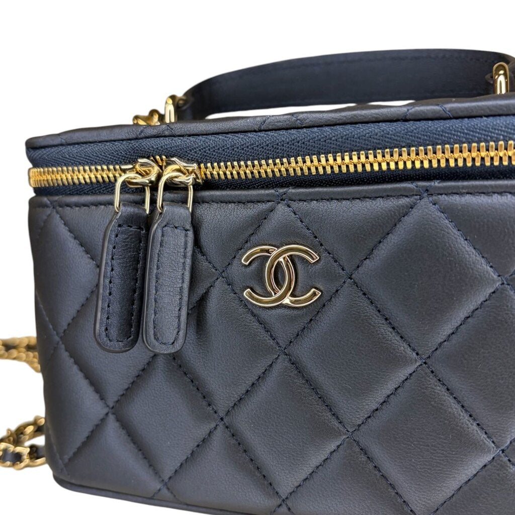 Chanel Lambskin Quilted Top Handle Vanity Casde W/ Chain