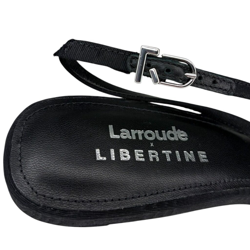 Larroude x Libertine Lips Pump Lo