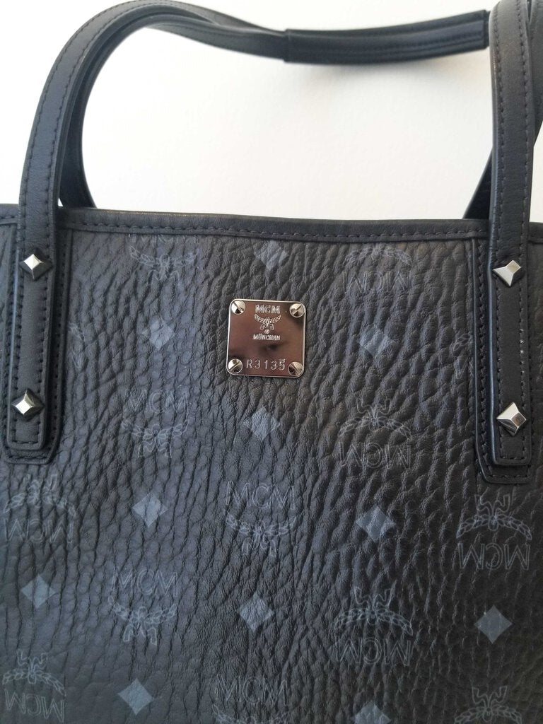 MCM Pebbled Leather Logo Shopper Tote